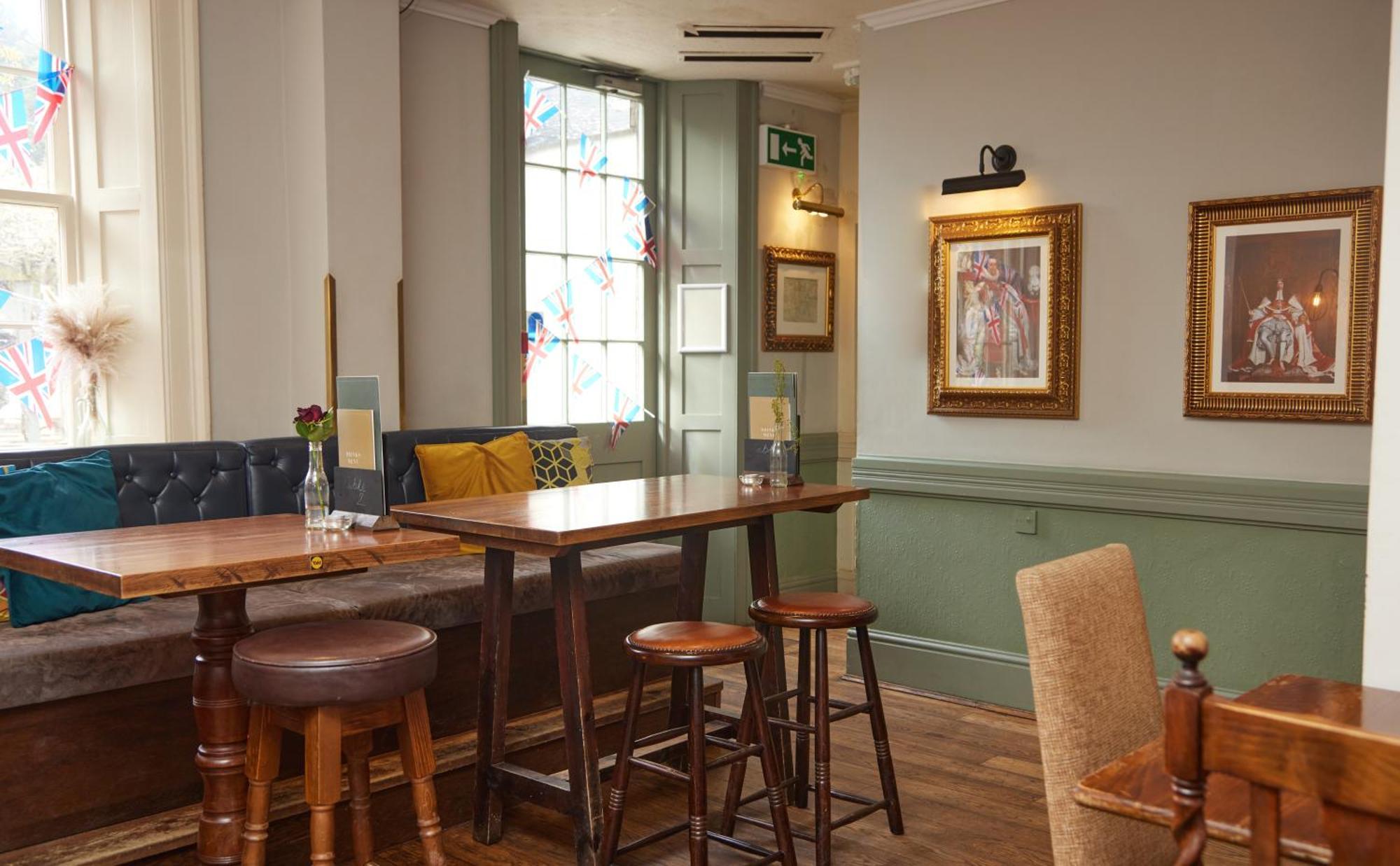Kings Arms Hotel By Greene King Inns Вестергем Екстер'єр фото